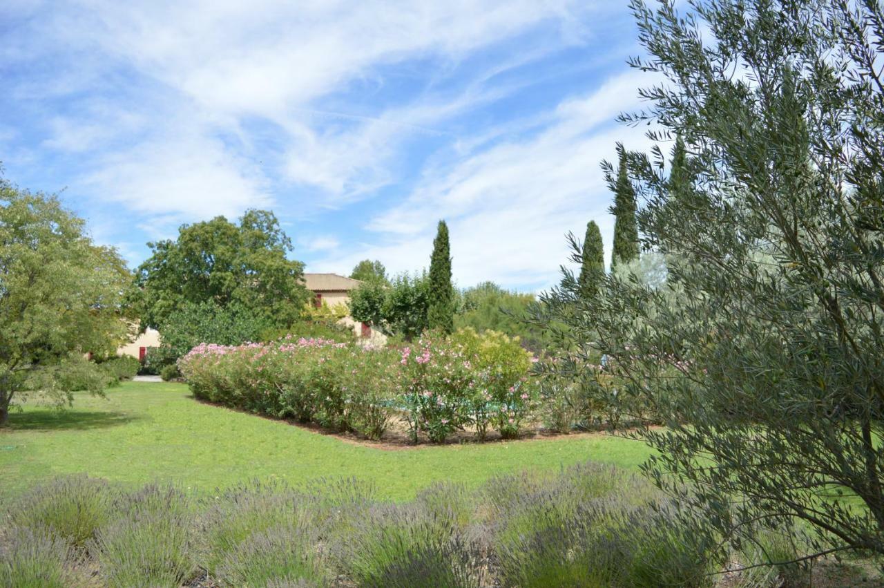 Le Clos Des Freres Gris Bed & Breakfast Aix-en-Provence Dış mekan fotoğraf