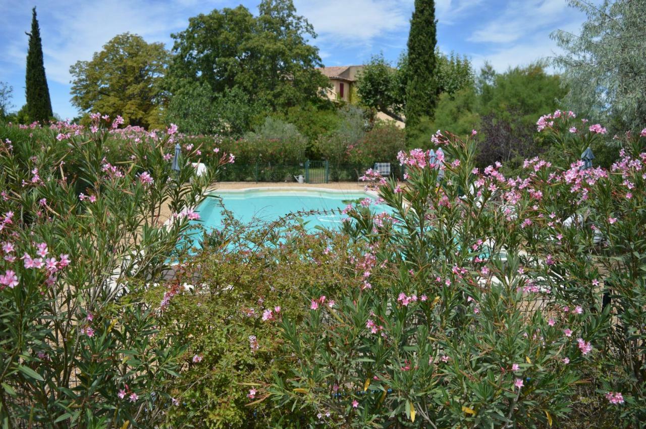 Le Clos Des Freres Gris Bed & Breakfast Aix-en-Provence Dış mekan fotoğraf